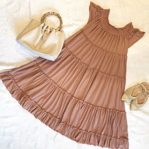 Easel Women's Size Medium Clay Tiered Midi Dress